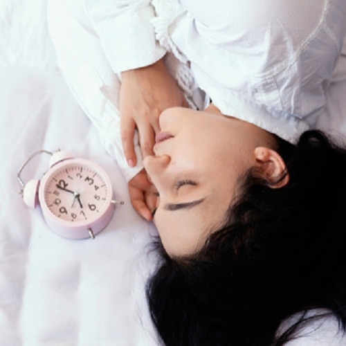 眠りが浅い人必見！ 睡眠の質を上げると、美肌＆仕事がはかどる！